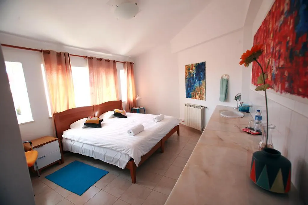 Flow House - Guesthouse Surf Kite Surf School Lagos 3*,  Portugalsko
