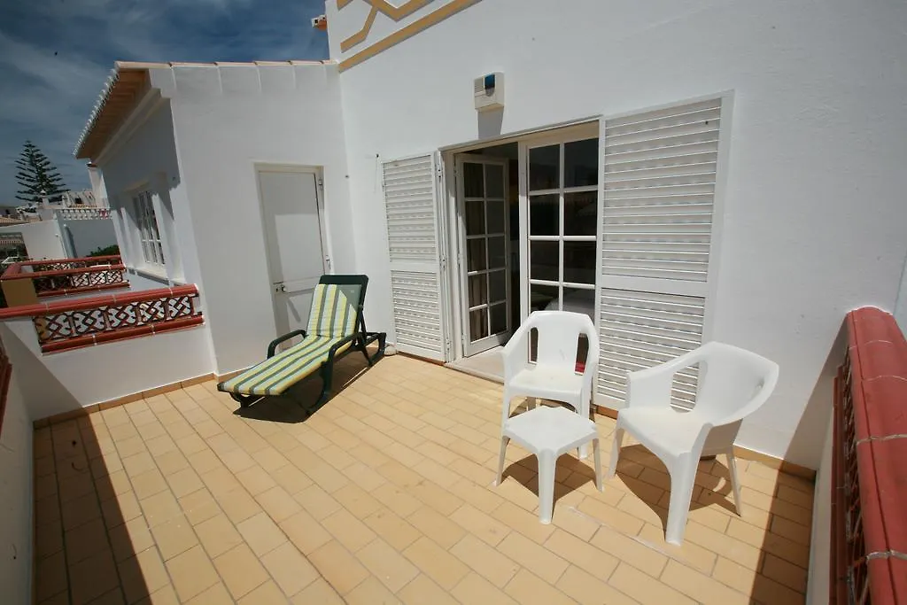 Flow House - Guesthouse Surf Kite Surf School Lagos Bed & Breakfast