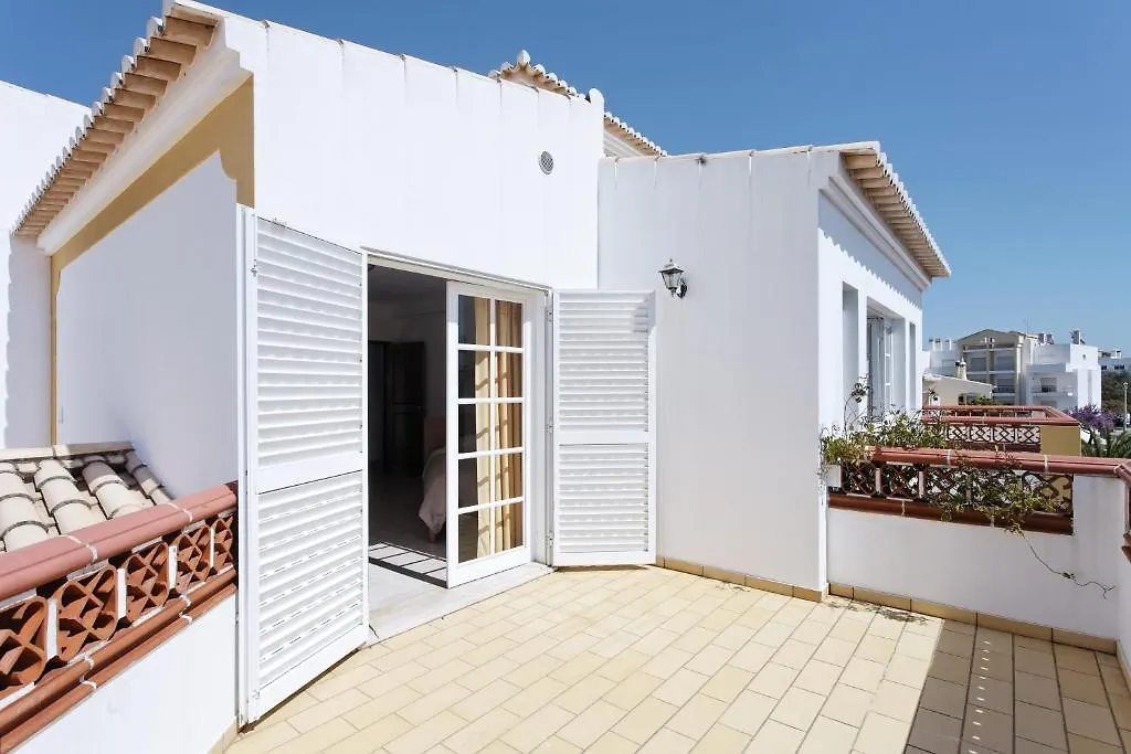 Flow House - Guesthouse Surf Kite Surf School Lagos 3*,  Portugalsko